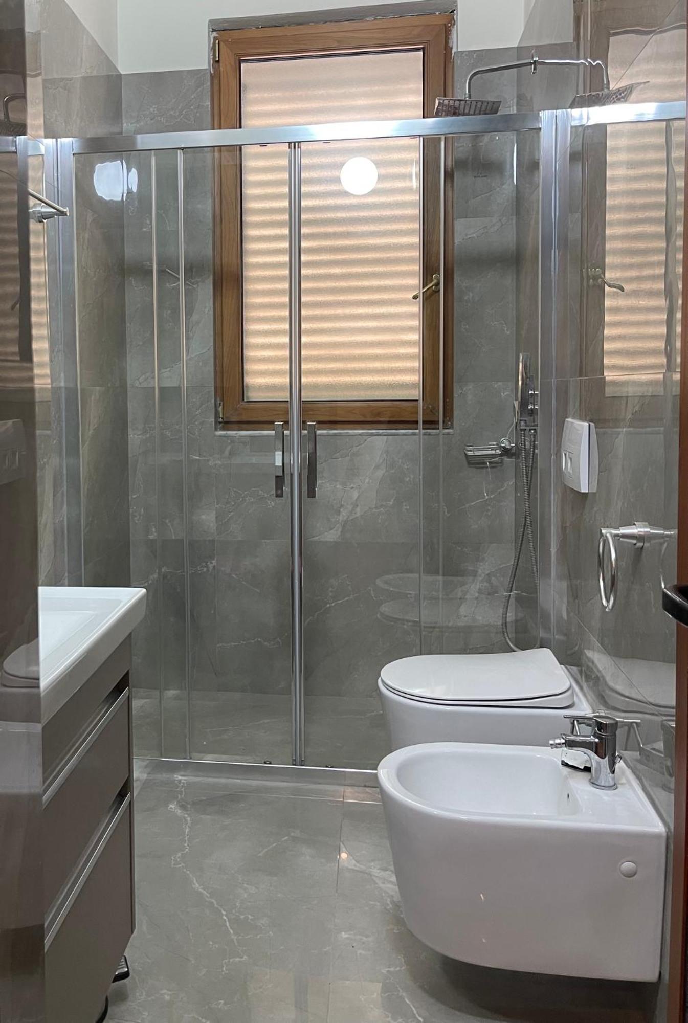 Urban Center Apartment *